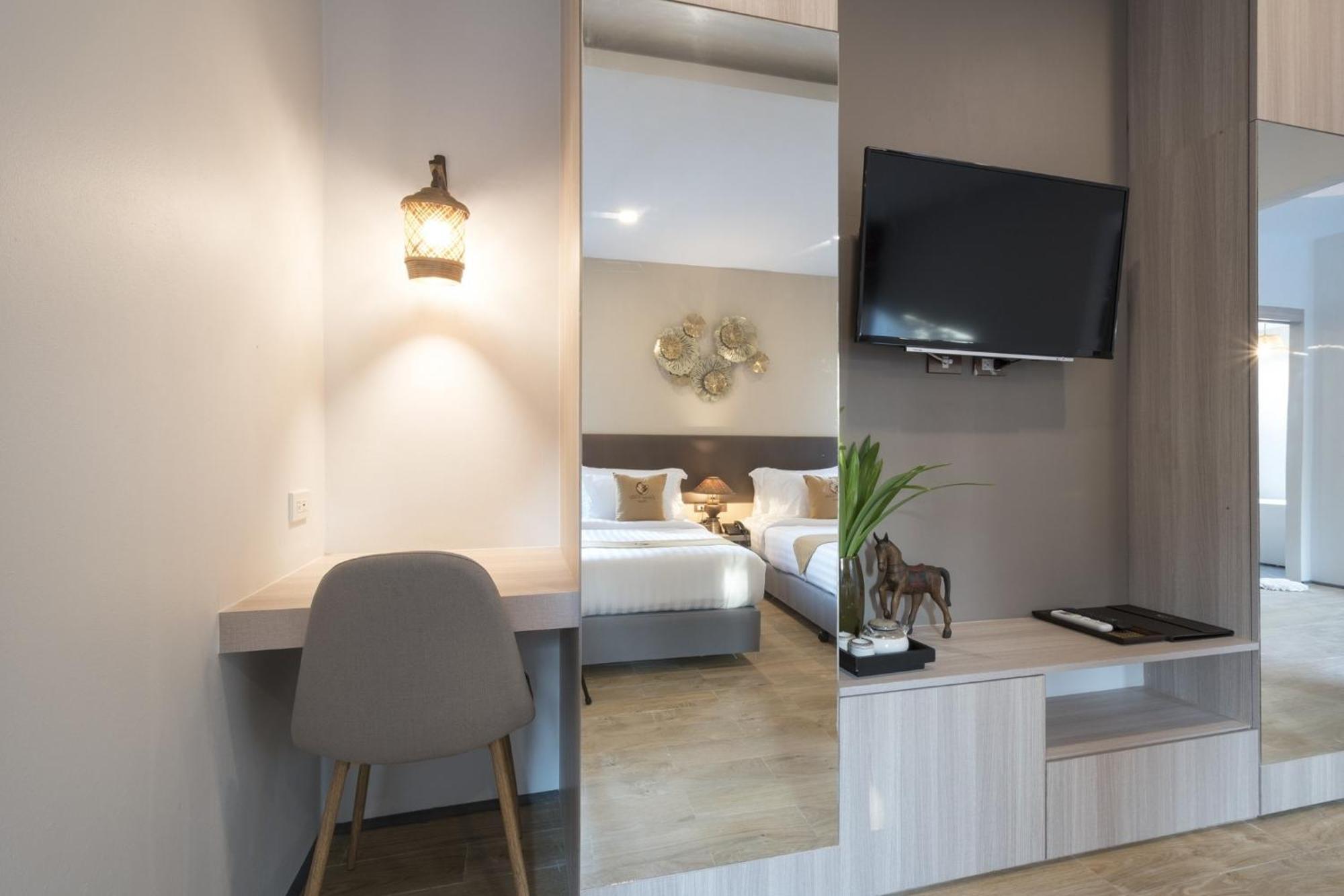 Ozone Villa Phuket Pa Khlok Екстер'єр фото